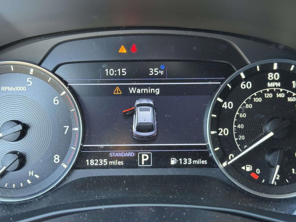 Used 2023 INFINITI QX55 Luxe w/ Cargo Package image 17