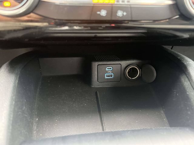 Certified 2021 Ford Escape SE FWD image 32