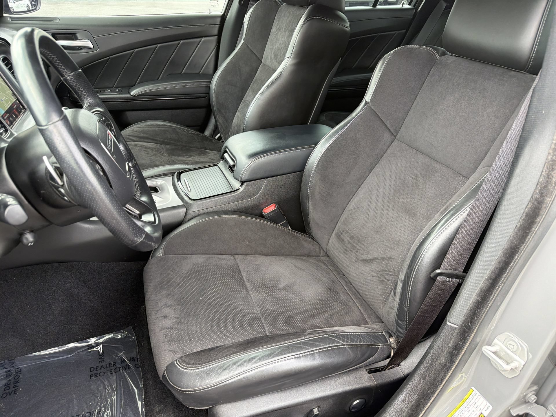 Used 2023 Dodge Charger R/T w/ Plus Group RWD image 23