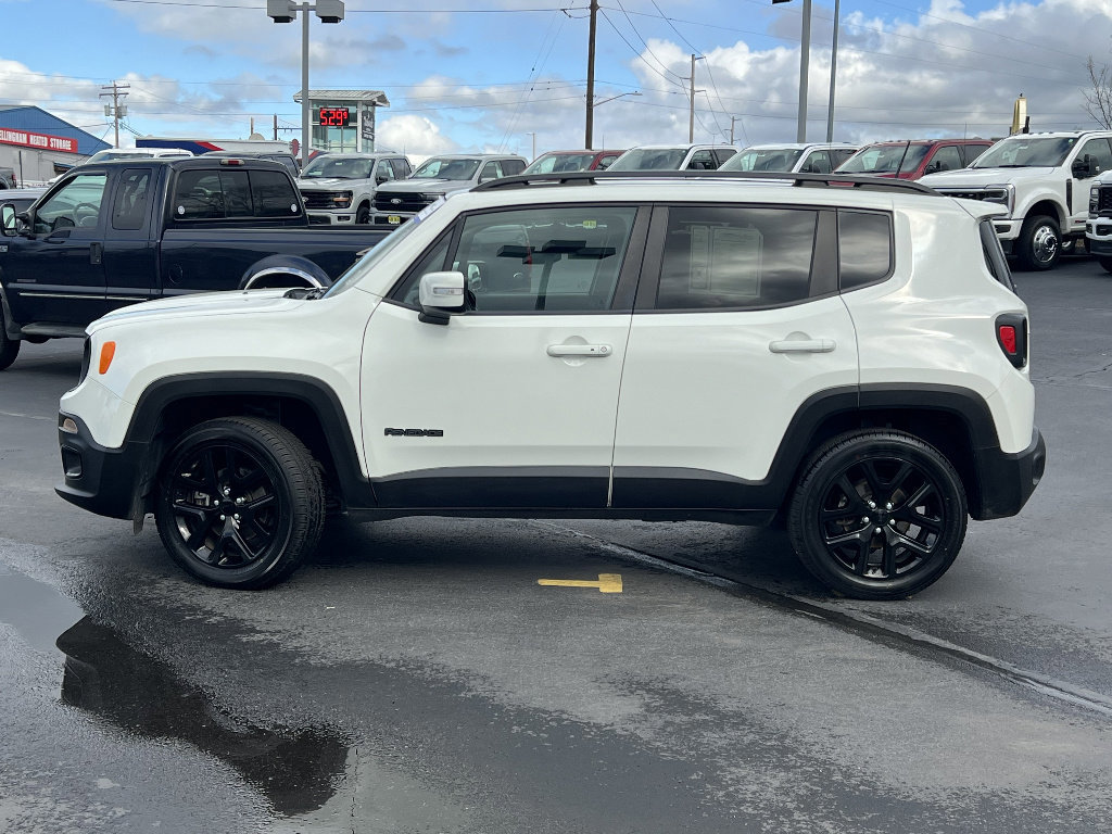 Used 2018 Jeep Renegade Altitude AWD/4WD image 6