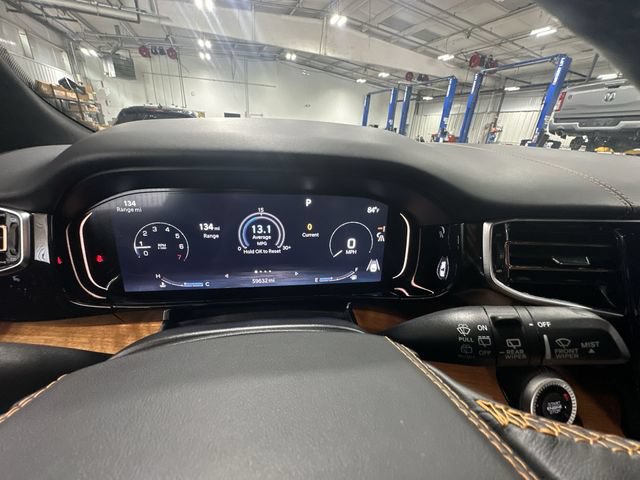 Used 2022 Jeep Grand Wagoneer Series III AWD/4WD image 14