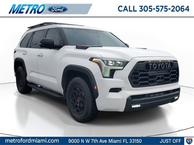 Used 2025 Toyota Sequoia SR5 image 5