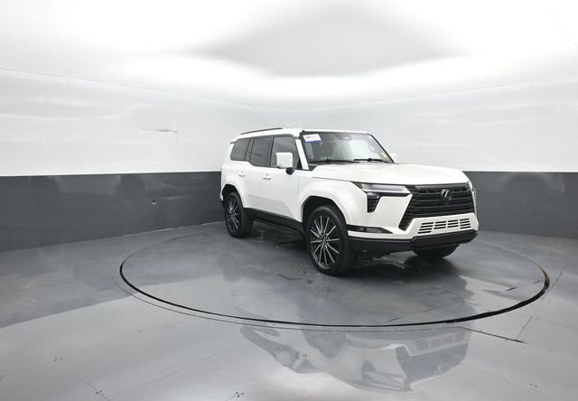 Used 2025 Lexus GX 550 w/ Accessory Package (2T) AWD/4WD image 2
