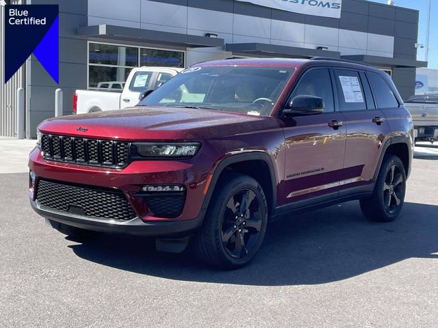 Used 2023 Jeep Grand Cherokee Limited w/ Black Appearance Package image 1