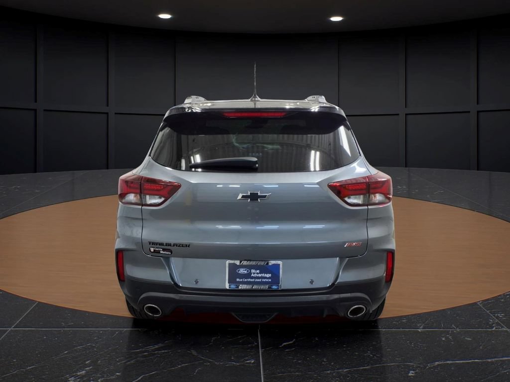 Used 2021 Chevrolet TrailBlazer RS w/ Sun and Liftgate Package FWD image 5