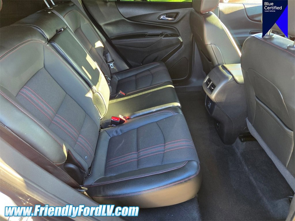 Used 2022 Chevrolet Equinox RS w/ Infotainment Package image 14