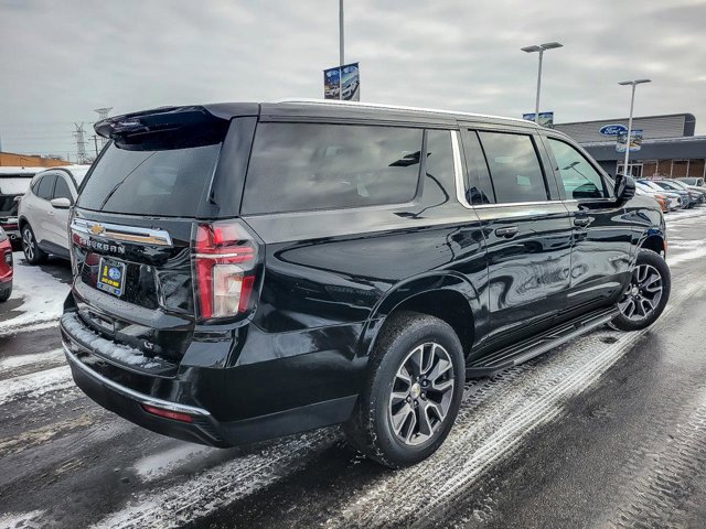 Used 2021 Chevrolet Suburban LT image 5