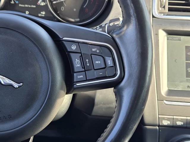 Used 2018 Jaguar E-PACE S image 27