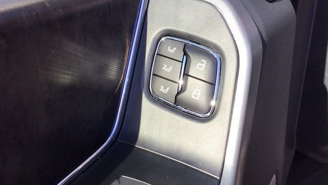 Certified 2023 Ford F250 Lariat w/ Tremor Off-Road Package image 24