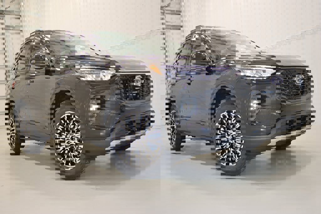 Certified 2024 Ford Escape SE image 24