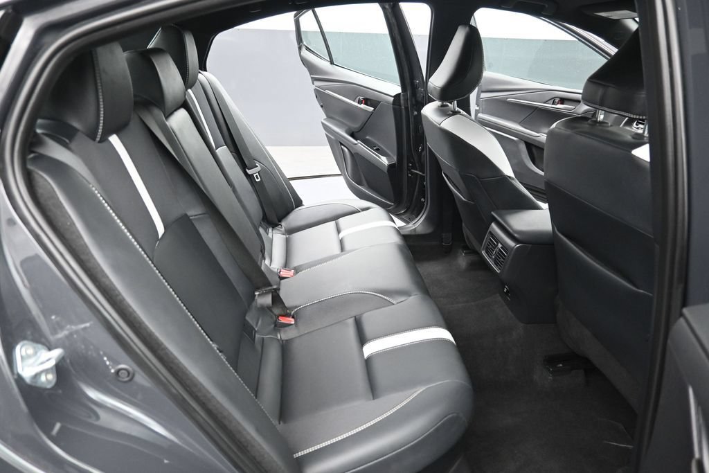 Used 2026 Toyota Camry SE FWD image 2