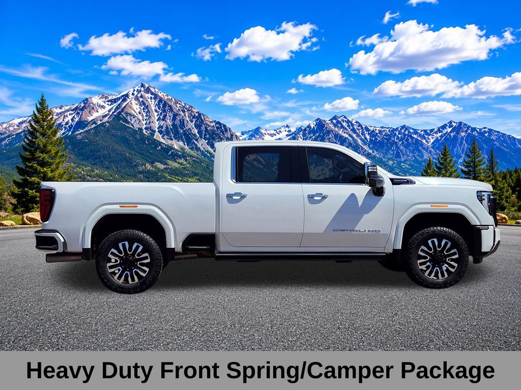 Used 2024 GMC Sierra 3500 Denali Ultimate AWD/4WD image 4
