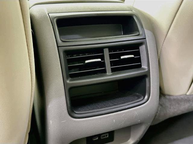 Used 2021 Cadillac XT5 Premium Luxury FWD image 7