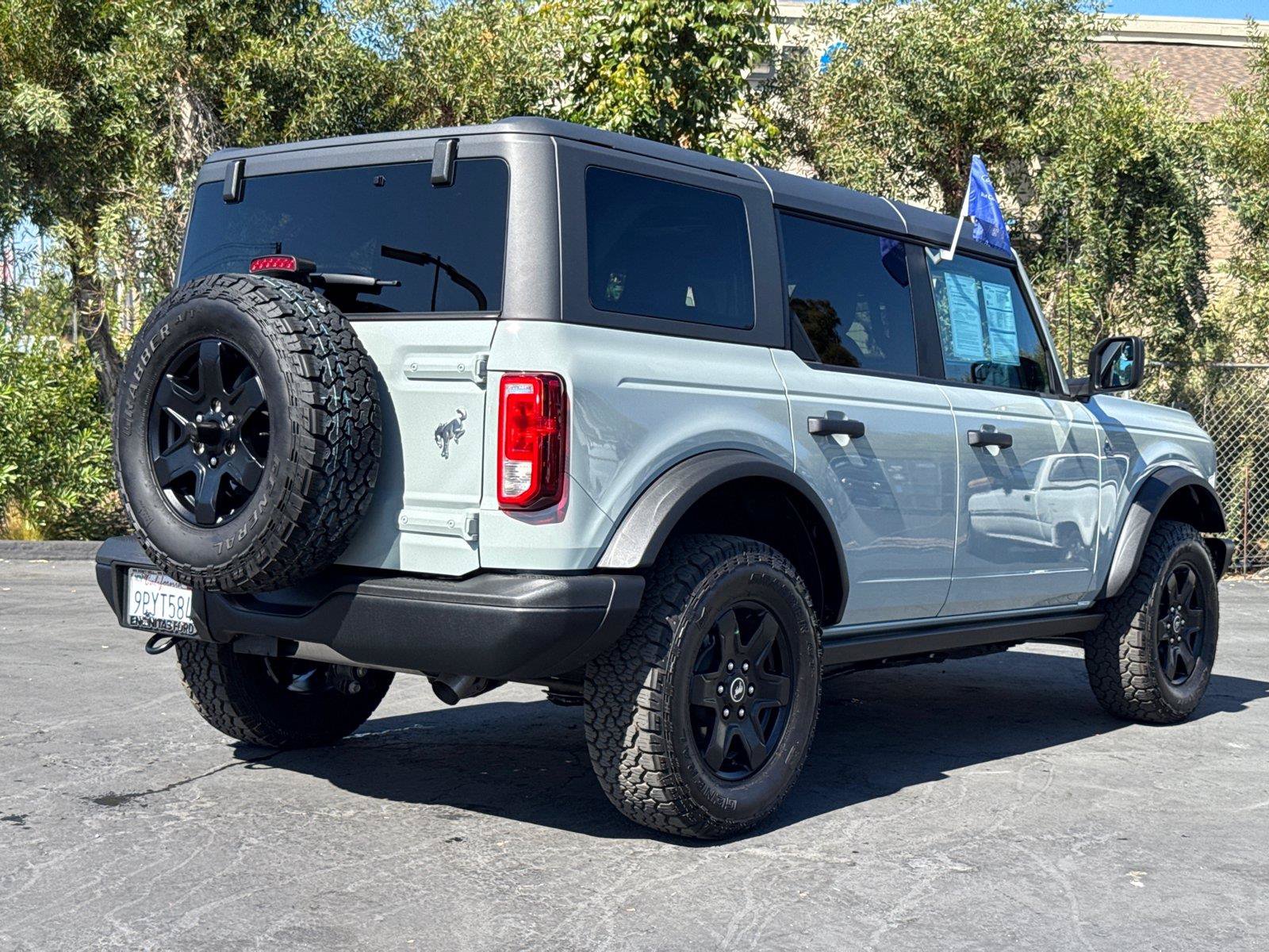 Certified 2024 Ford Bronco Black Diamond AWD/4WD image 13