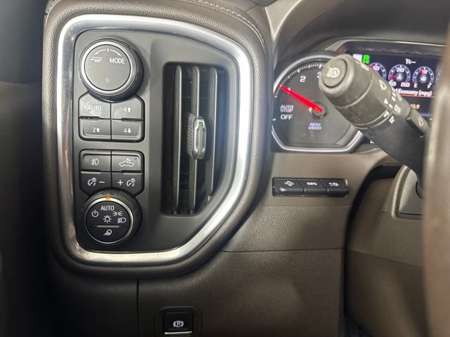 Used 2021 Chevrolet Silverado 1500 LTZ w/ LTZ Premium Package AWD/4WD image 19