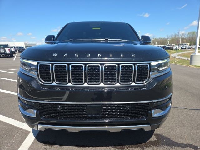 Used 2022 Jeep Wagoneer Series III w/ Premium Group I AWD/4WD image 3