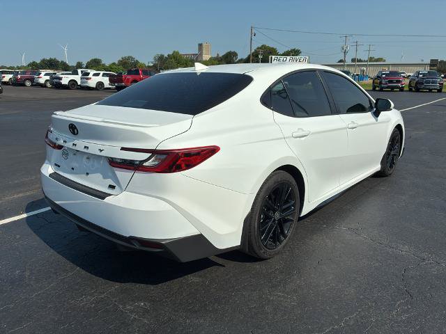 Used 2026 Toyota Camry SE w/ Convenience Package FWD image 5