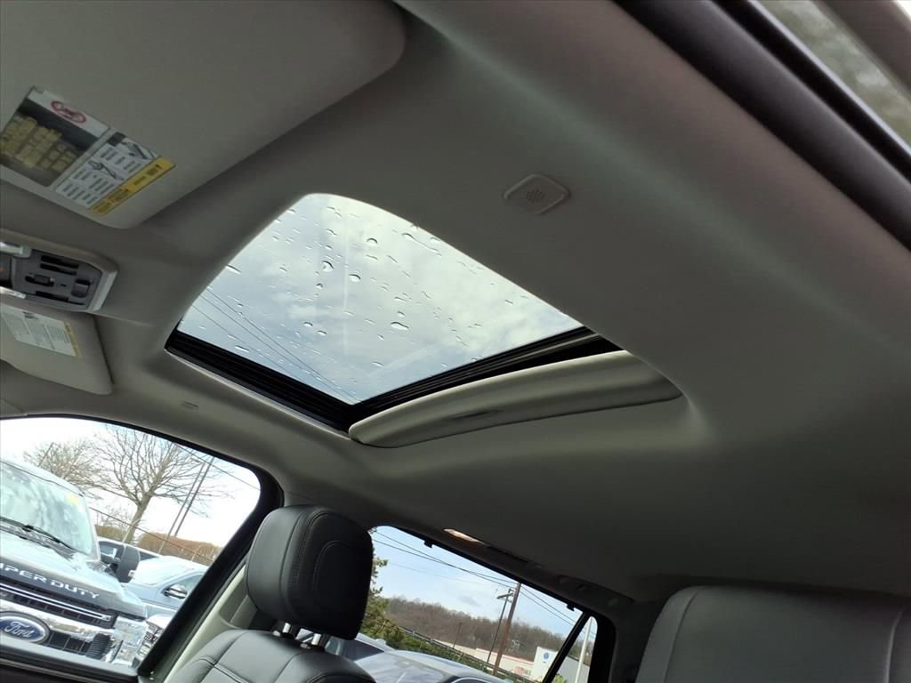 Used 2023 Toyota Sequoia Limited w/ TRD Off-Road Package AWD/4WD image 20