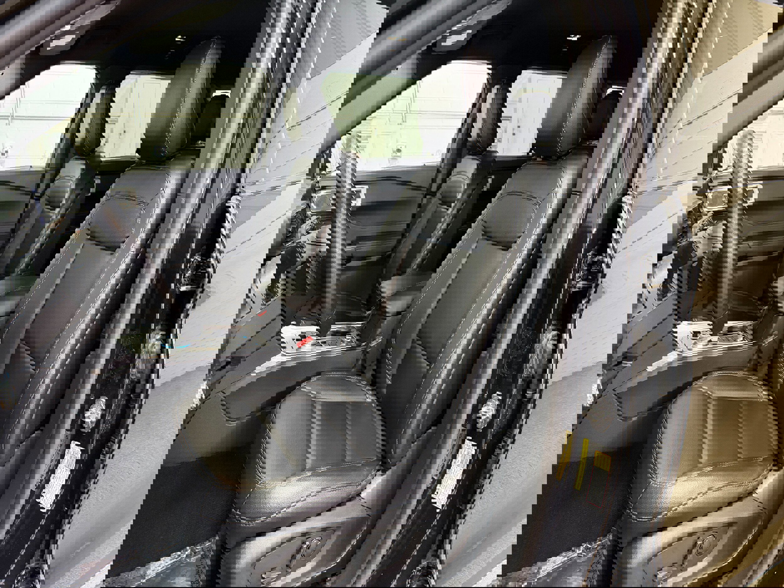 Certified 2020 Ford Explorer XLT w/ Equipment Group 202A image 12