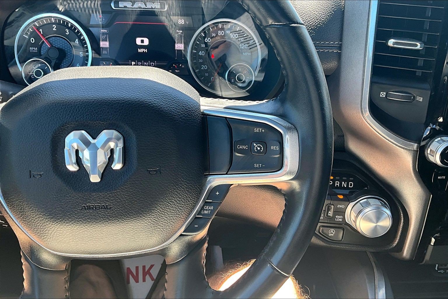 Used 2023 RAM 1500 Laramie AWD/4WD image 20