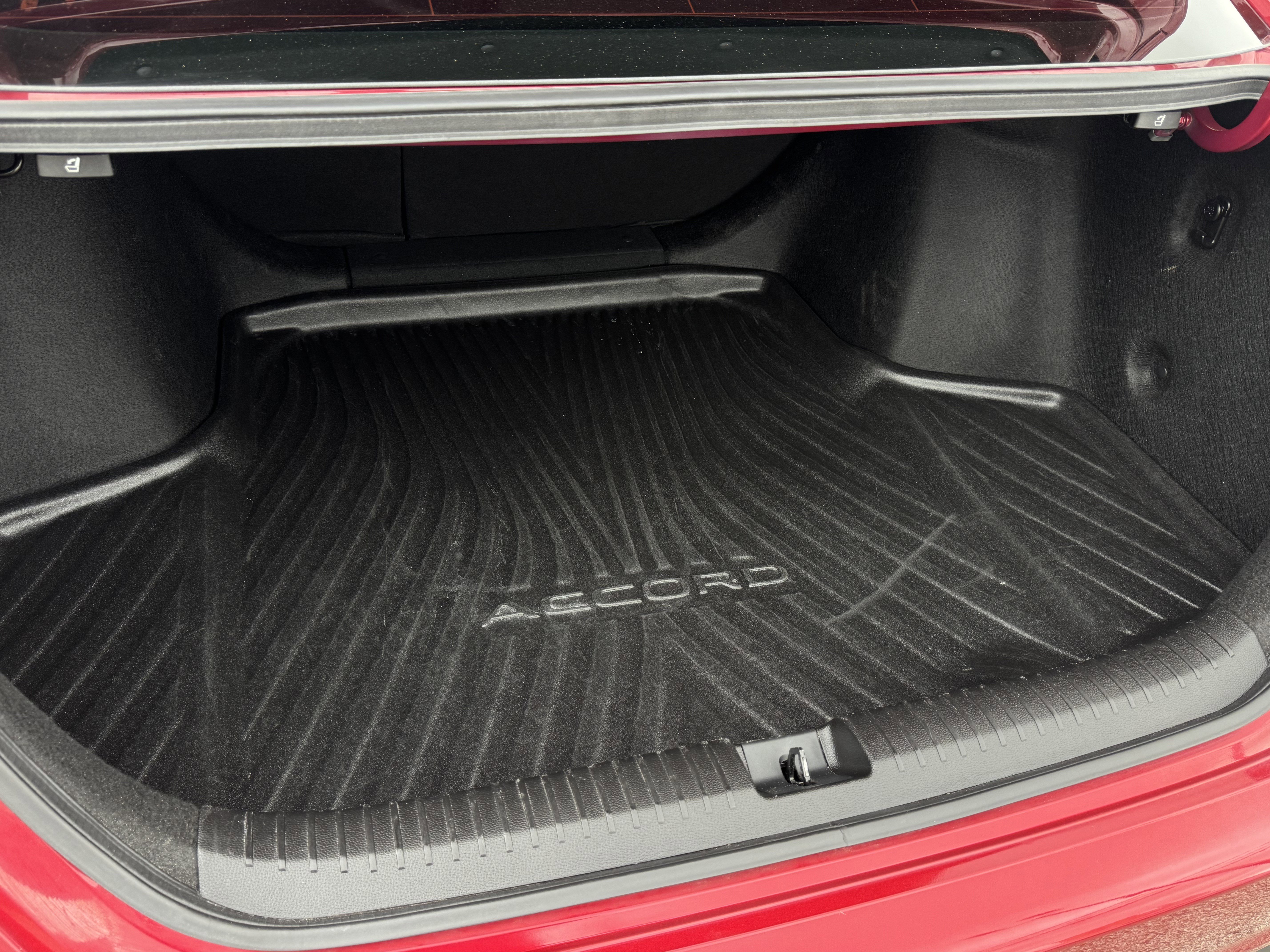 Used 2023 Honda Accord Sport image 12