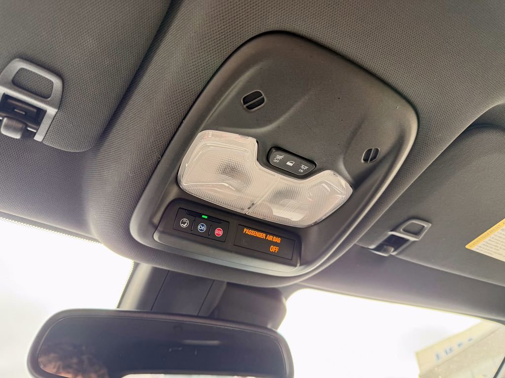 Used 2023 Chevrolet TrailBlazer RS w/ Convenience Package image 33