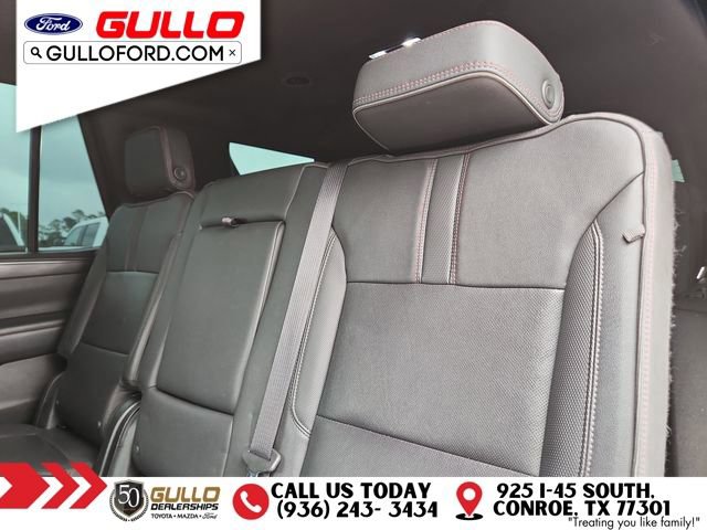 Used 2022 Chevrolet Tahoe RST w/ Luxury Package RWD image 13