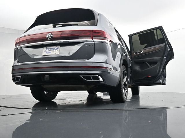 Used 2024 Volkswagen Atlas SEL Premium R-Line AWD/4WD image 39
