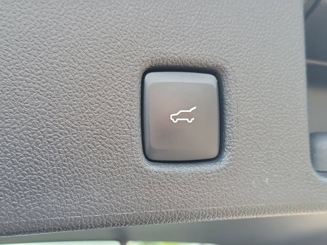 Certified 2024 Ford Escape Active AWD/4WD image 8