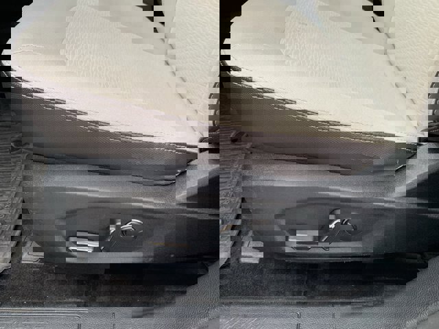 Certified 2019 Ford Fusion SE w/ Equipment Group 151A image 15