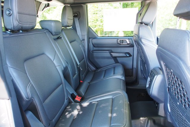 Certified 2025 Ford Bronco Badlands AWD/4WD image 13