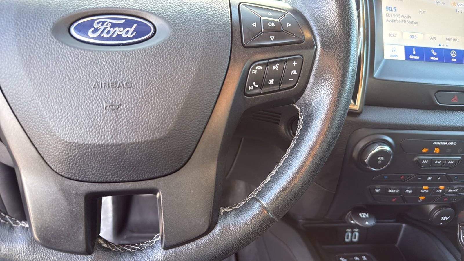 Certified 2022 Ford Ranger Lariat w/ Tremor Off-Road Package AWD/4WD image 15