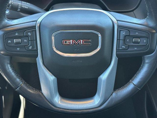 Used 2022 GMC Yukon XL SLT w/ SLT Luxury Package AWD/4WD image 14