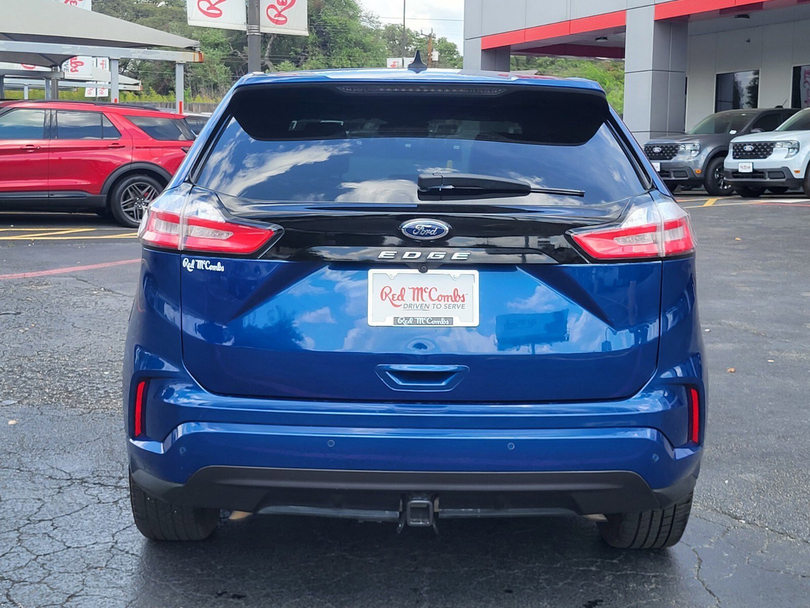 Certified 2022 Ford Edge ST-Line w/ Class II Trailer Tow Package AWD/4WD image 4