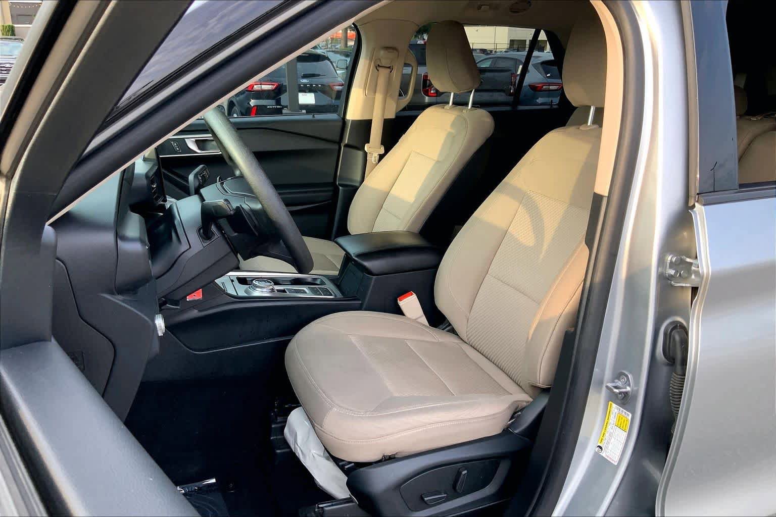 Certified 2020 Ford Explorer 2WD image 8