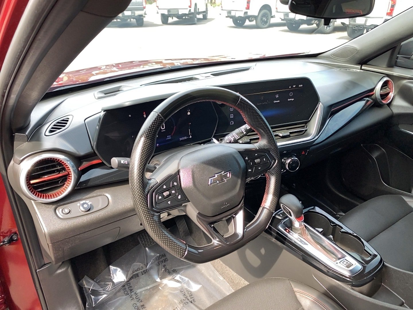Used 2024 Chevrolet Trax RS w/ Driver Confidence Package FWD image 15