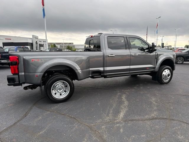 Certified 2024 Ford F450 Platinum w/ FX4 Off-Road Package AWD/4WD image 10