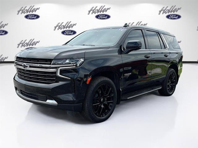 Used 2022 Chevrolet Tahoe LT w/ Luxury Package AWD/4WD image 3