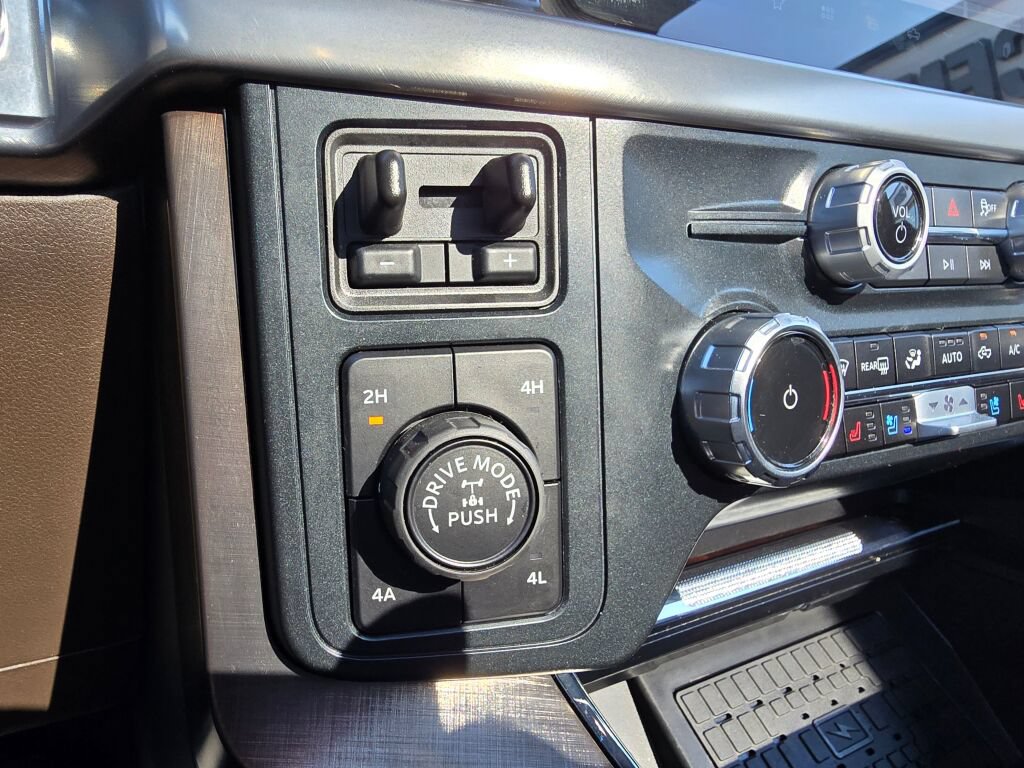 Certified 2025 Ford F150 King Ranch w/ FX4 Off-Road Package AWD/4WD image 28