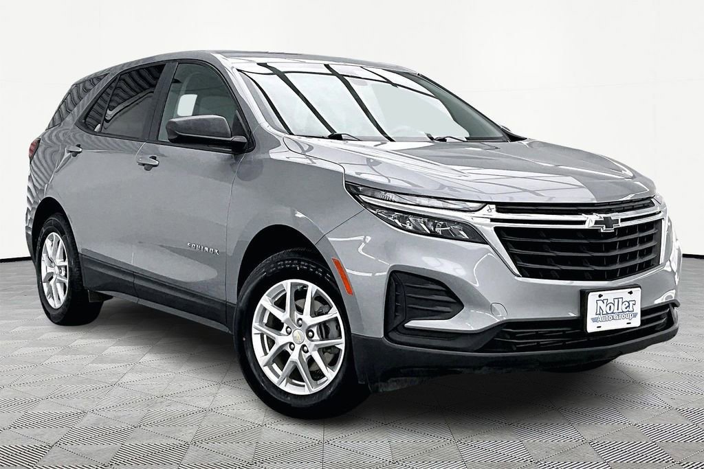 Used 2024 Chevrolet Equinox LS w/ LS Convenience Package image 5