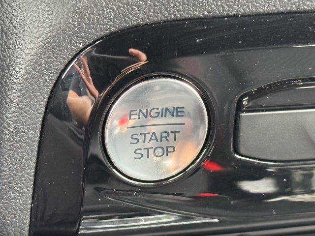Certified 2024 Ford Escape ST-Line w/ Tech Pack #1 AWD/4WD image 17