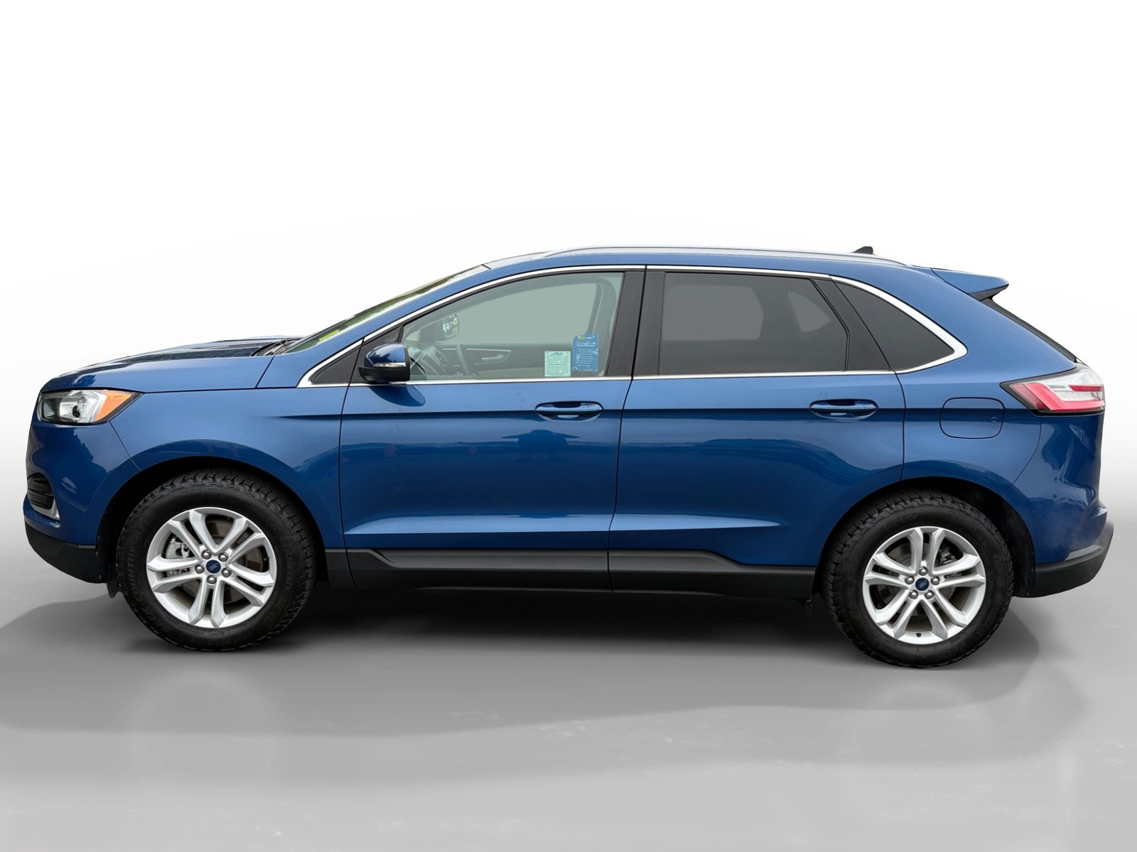 Certified 2020 Ford Edge SEL w/ Convenience Package AWD/4WD image 2