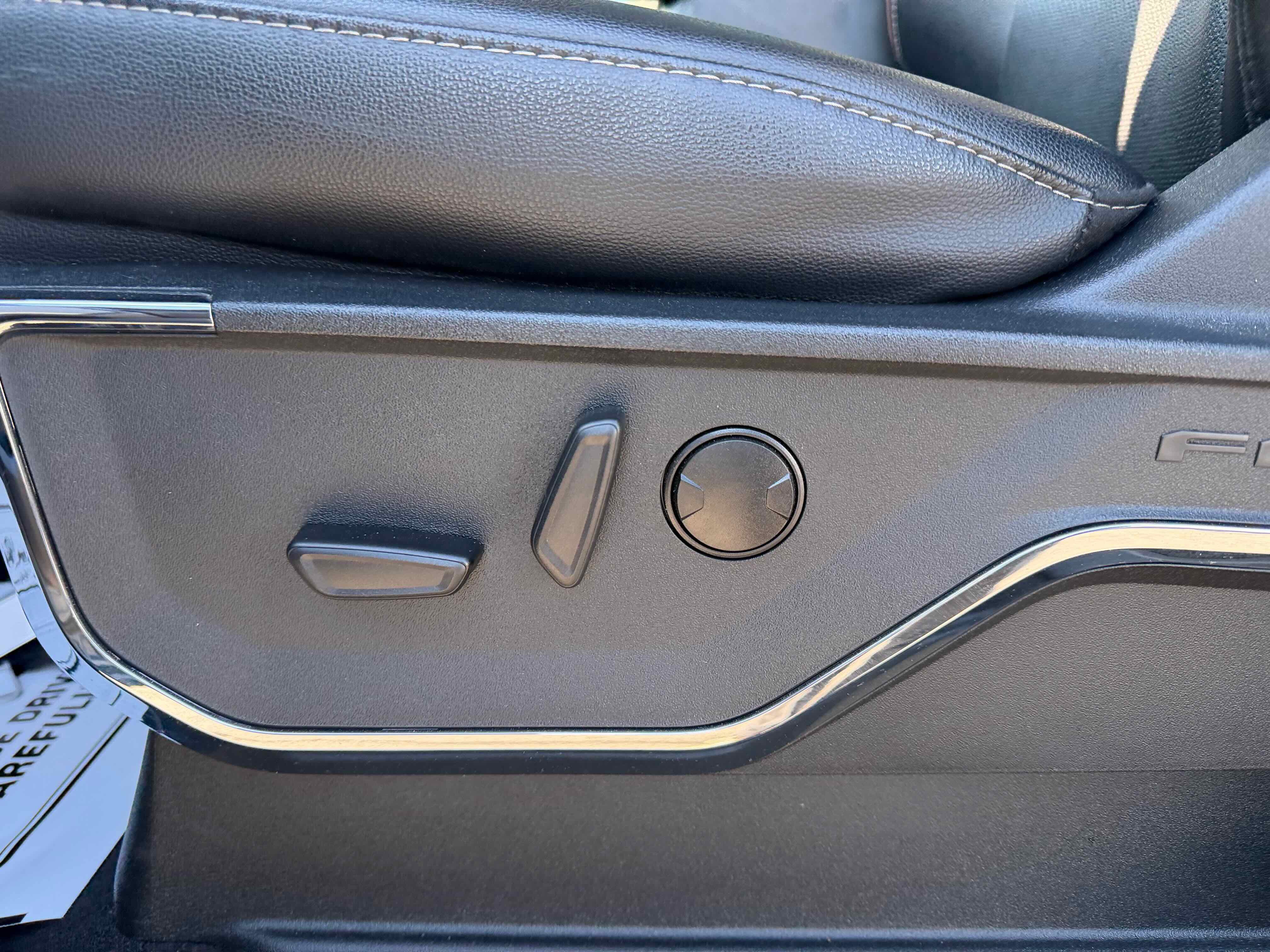 Certified 2023 Ford F350 Lariat w/ Lariat Ultimate Package image 17