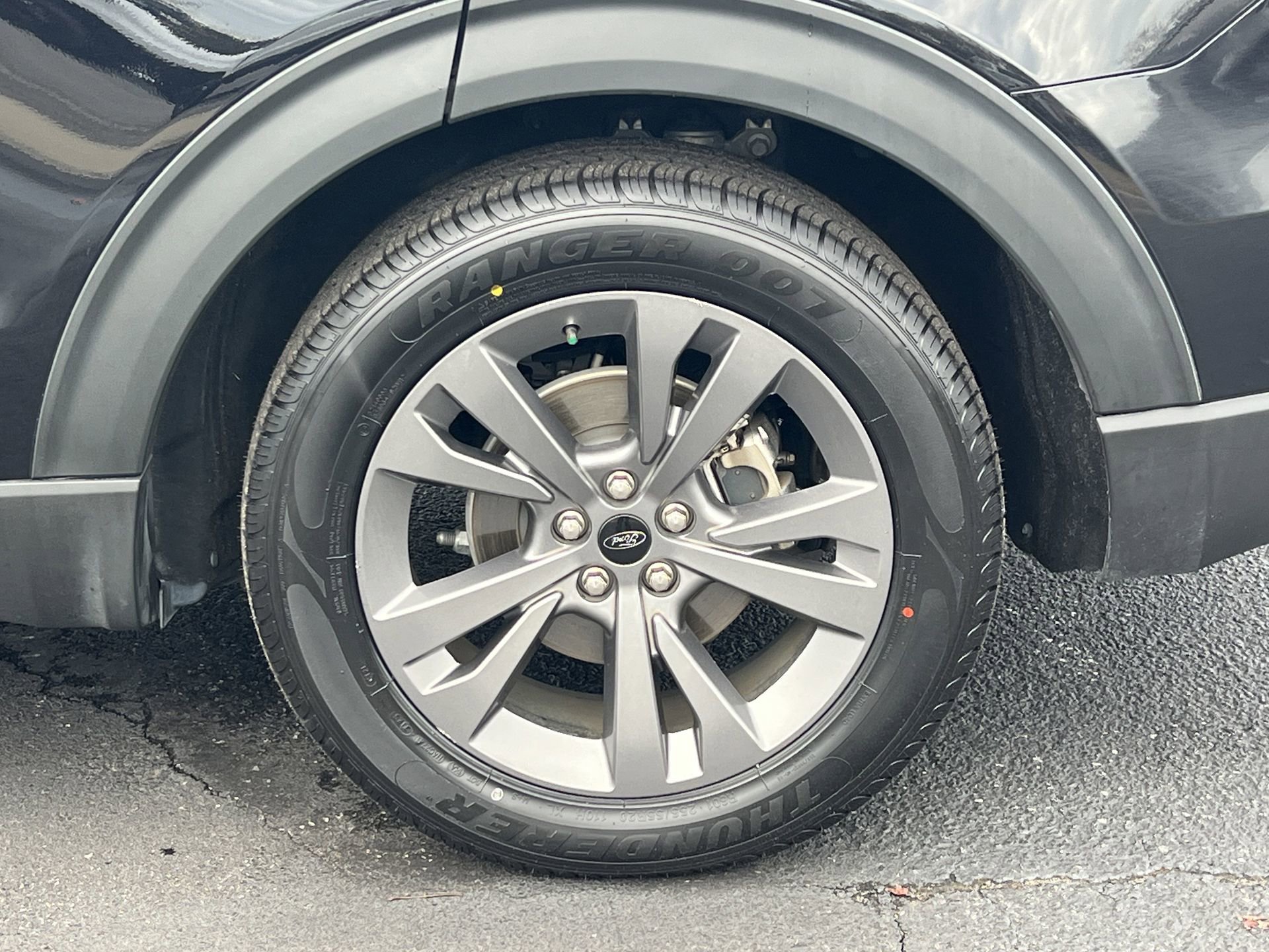 Certified 2021 Ford Explorer XLT w/ Equipment Group 202A image 32