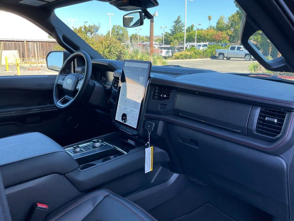 Certified 2024 Ford Expedition Limited image 70