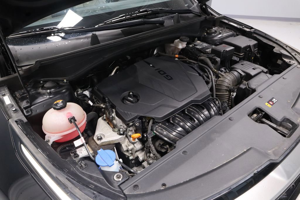 Used 2023 Kia Sportage EX image 16