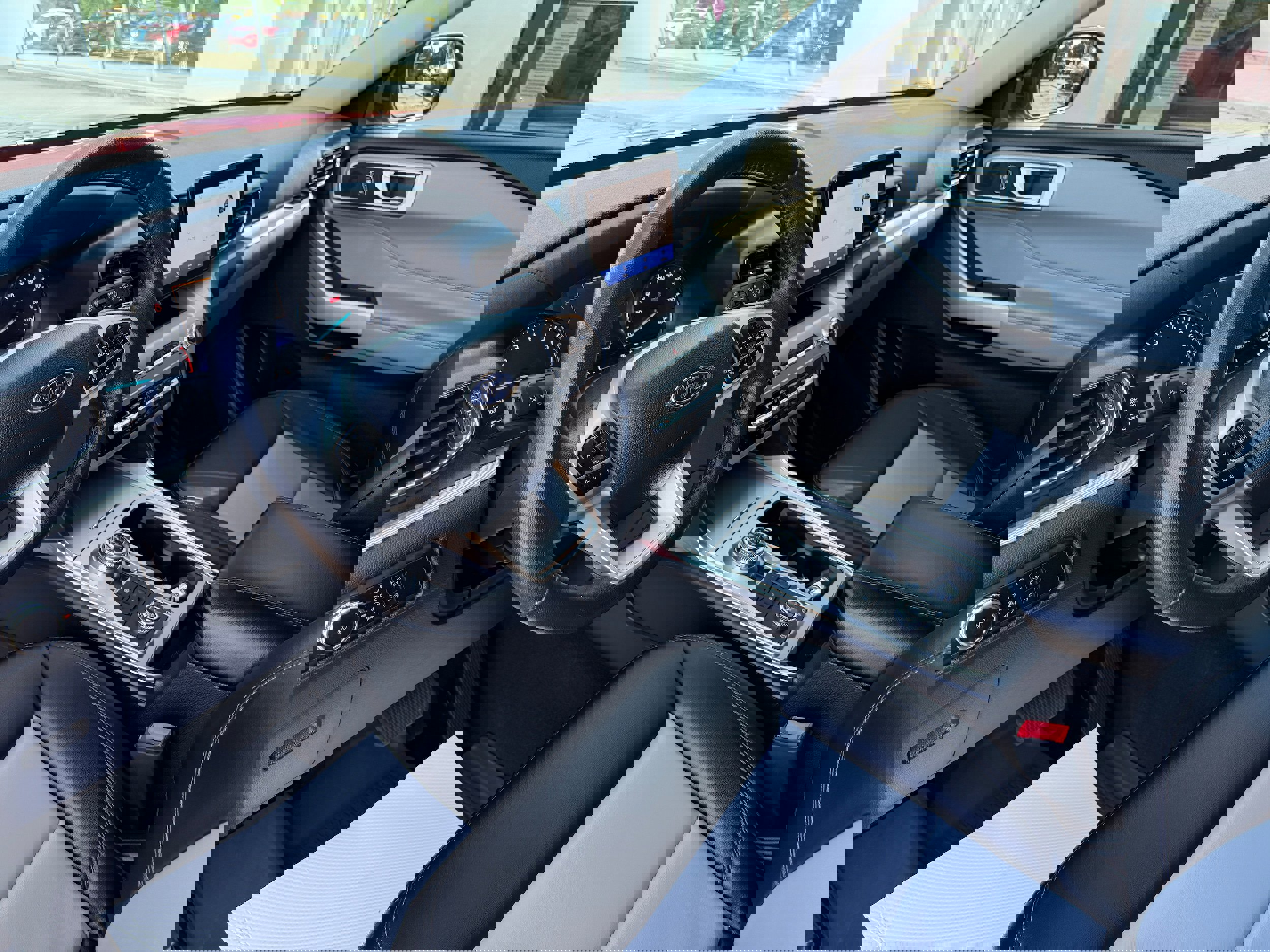 Certified 2023 Ford Explorer XLT w/ Equipment Group 202A image 14