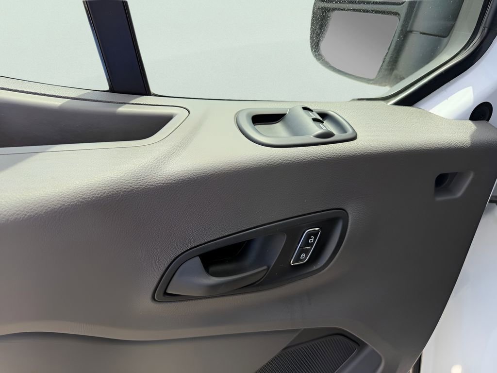 Certified 2025 Ford Transit 350 XLT RWD image 7