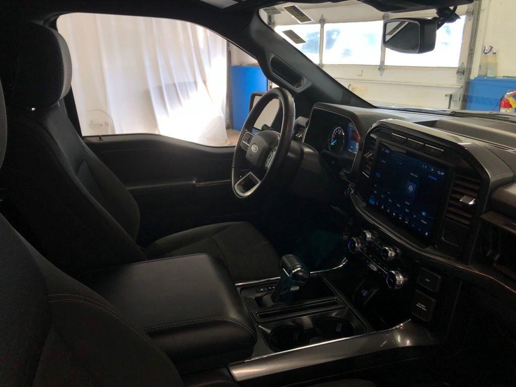 Certified 2023 Ford F150 XLT w/ Equipment Group 302A High image 27