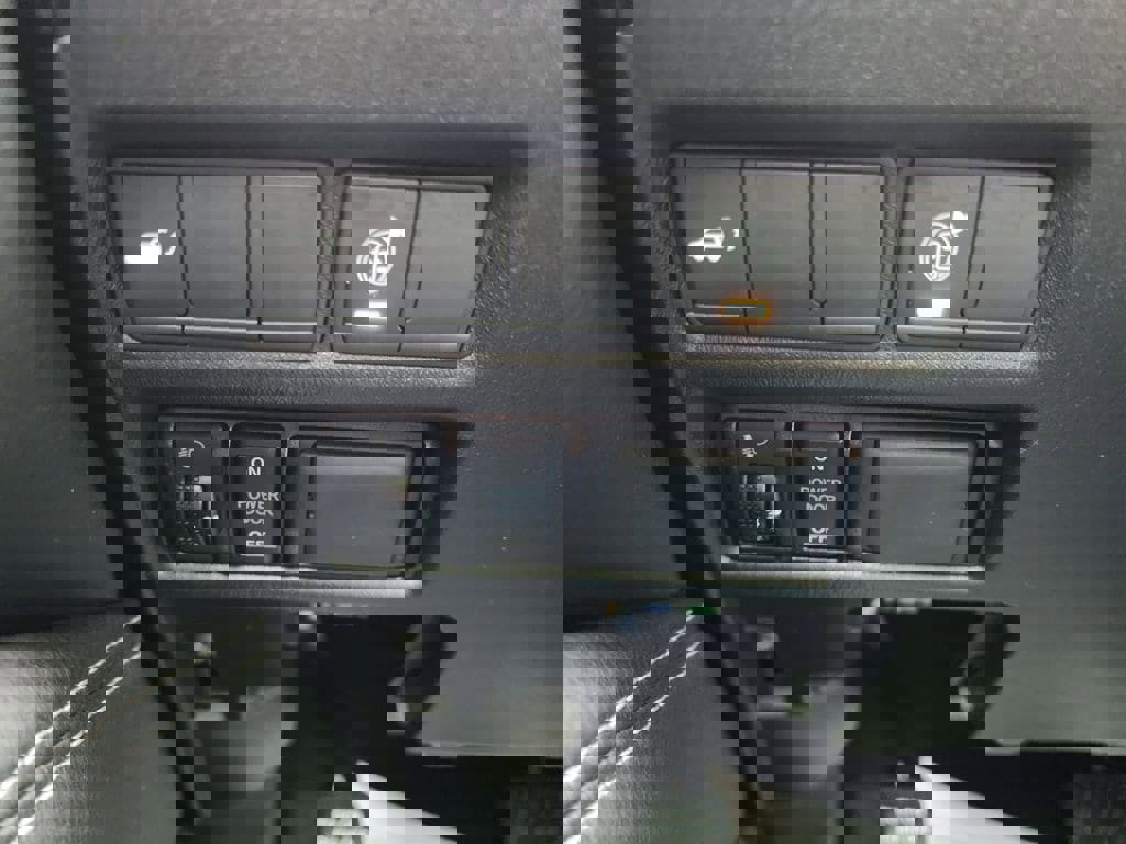 Used 2018 Nissan Armada SL w/ Premium Package image 21